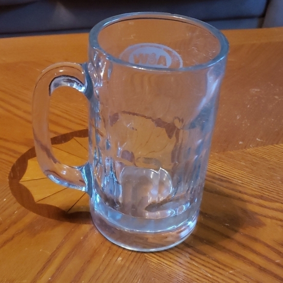 Vintage A &W root beer large mug - Picture 2 of 5